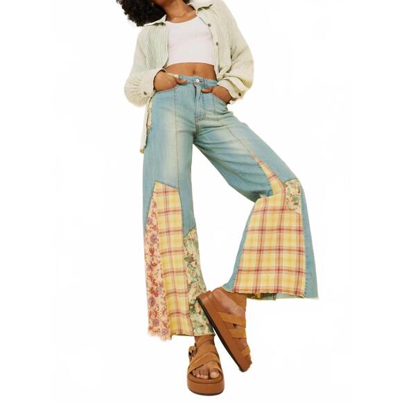 PILCRO Denim - NEW PILCRO relaxed flare patch work edition jeans in blue